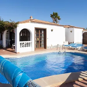 superb-villa-with-private-pool.tenerifehoteles.net/