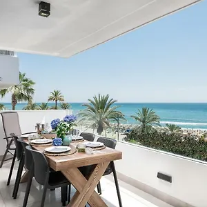 marbella-luxury-frontline-beach-w-panoramic-view.1costadelsol.com/